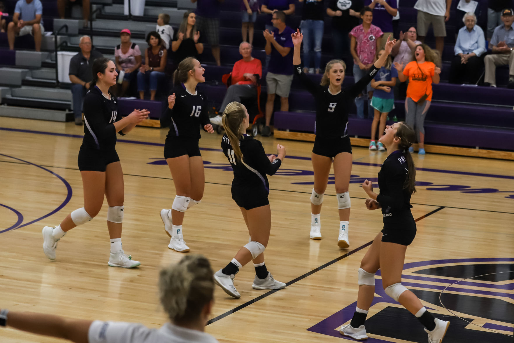 Heartland VB vs Fillmore Central (62).JPG